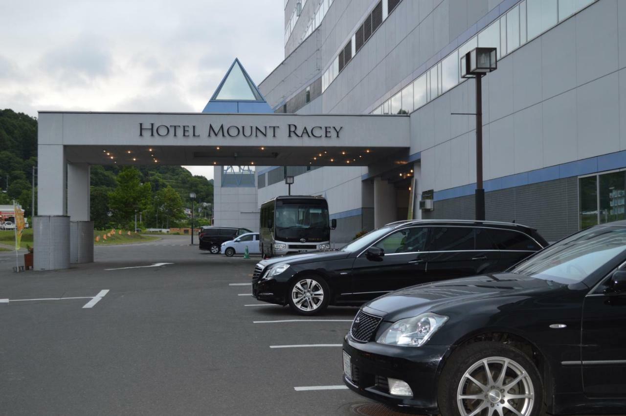 Hotel Mount Racey Yubari Exterior photo